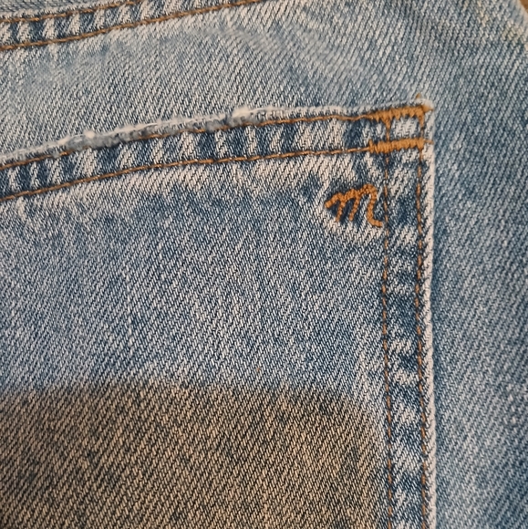 Madewell The Perfect Jean Short. - Picture 8 of 15